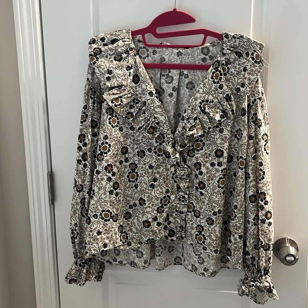 Zara button down ruffled cotton shirt. - Picture 8 of 15